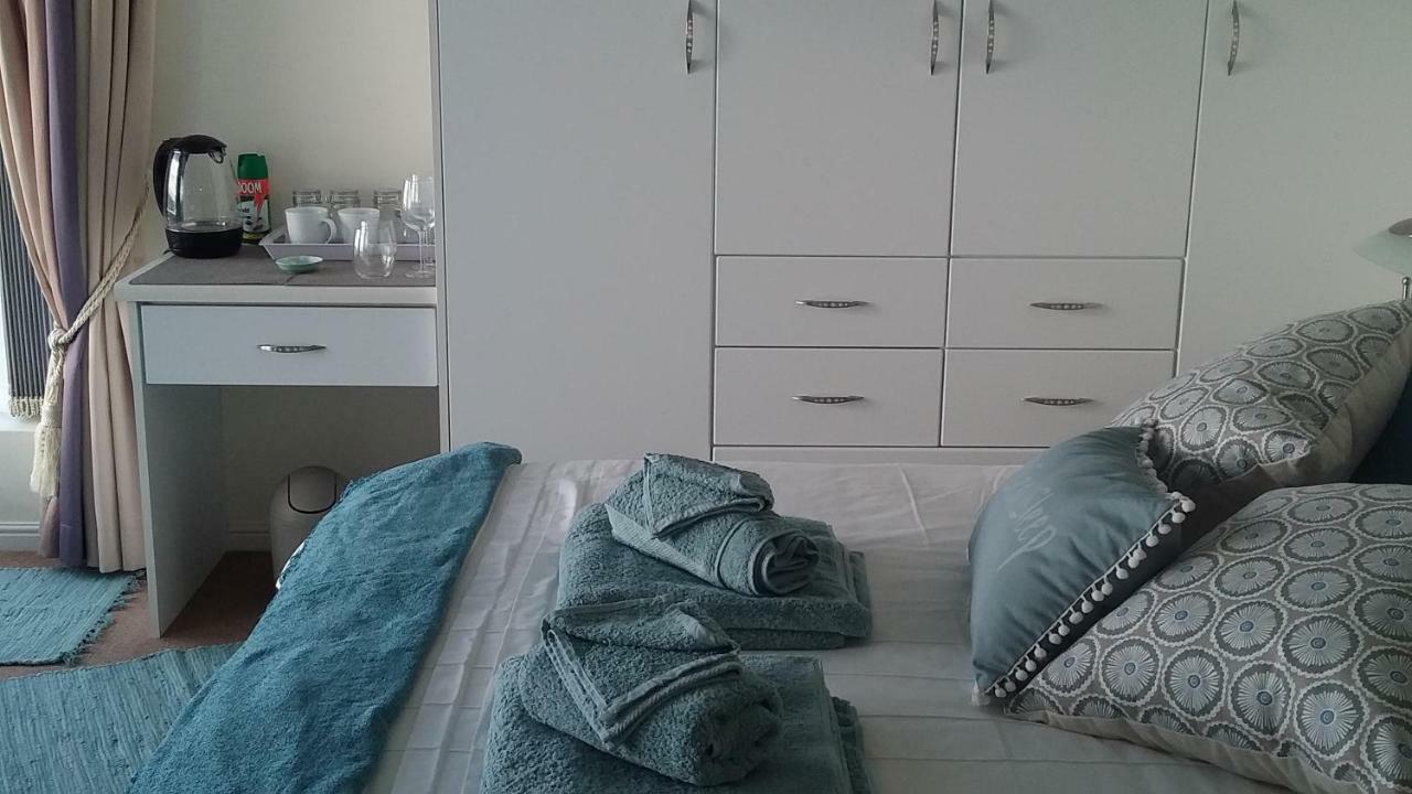 Wave Dancer Bed & Breakfast Gansbaai Exterior photo